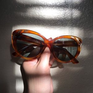 Gucci Vintage Style Cat Eye Sunglasses